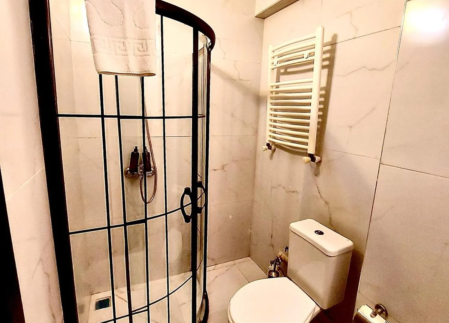 Apartament Mates Istiklal Stambuł